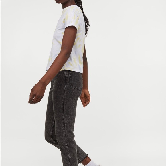 T-shirt in Soft Cotton jersey by H&M - Picture 4 of 11